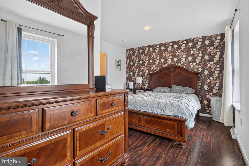 34 HERON DRIVE