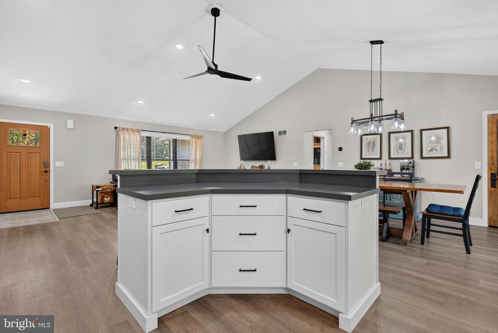 1455 LAUREL DRIVE