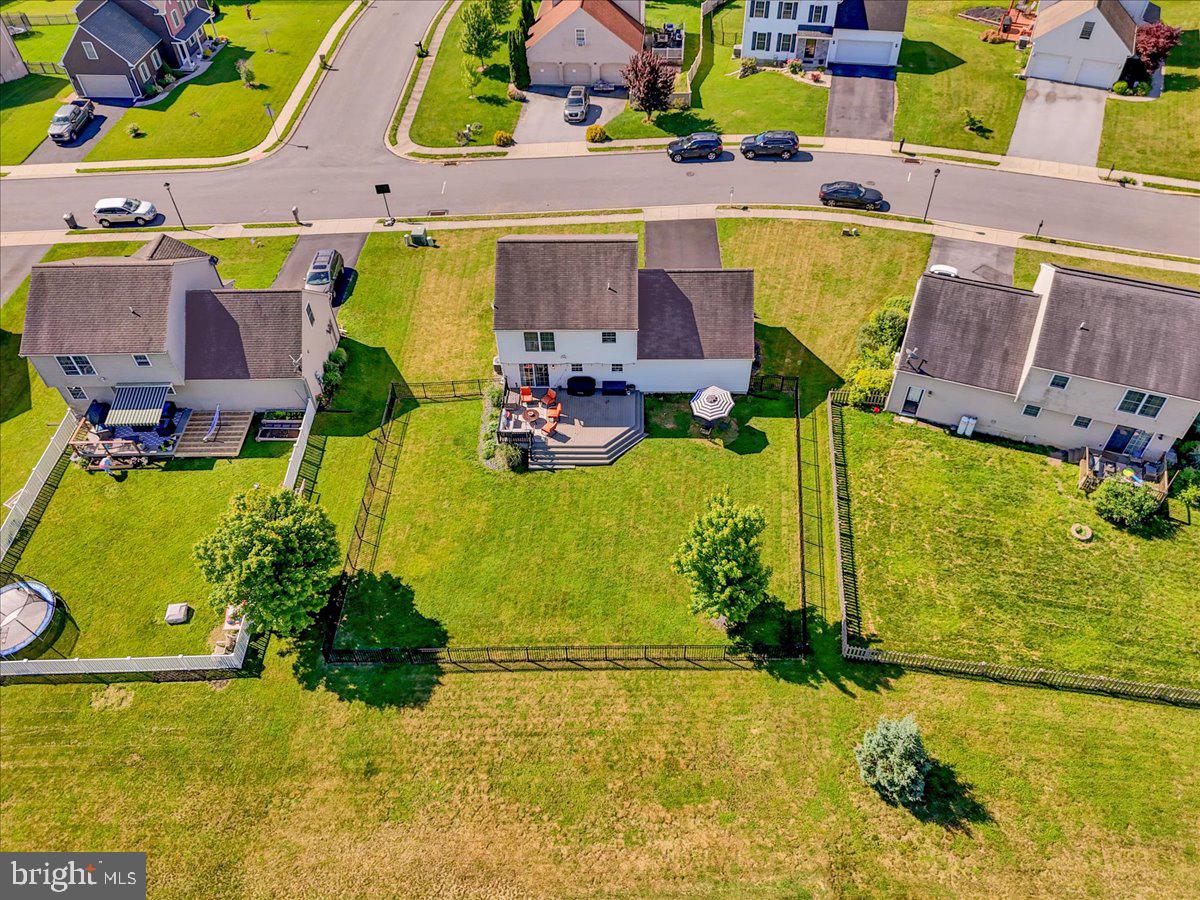 5 Willowcreek Ave