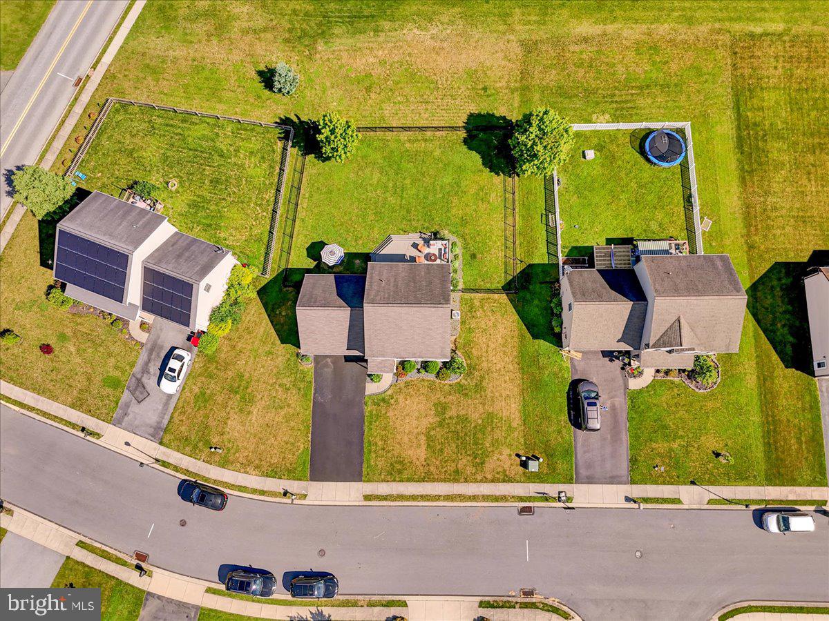5 Willowcreek Ave