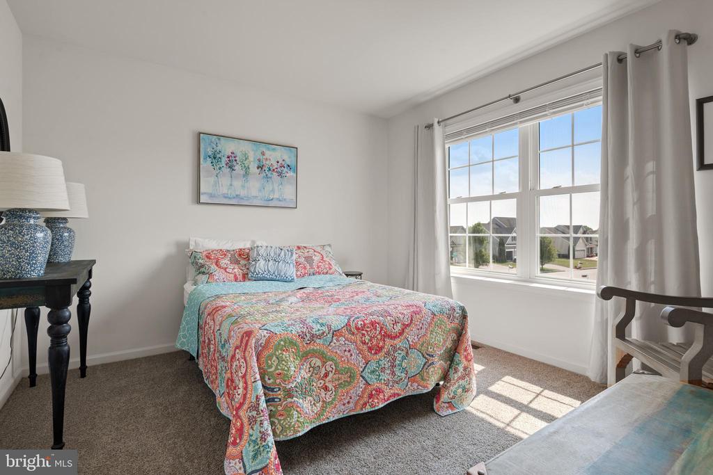 416 Sweetwater Dr
