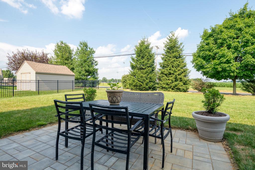 416 Sweetwater Dr
