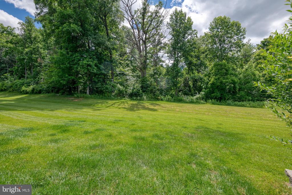 1128 Alden Way