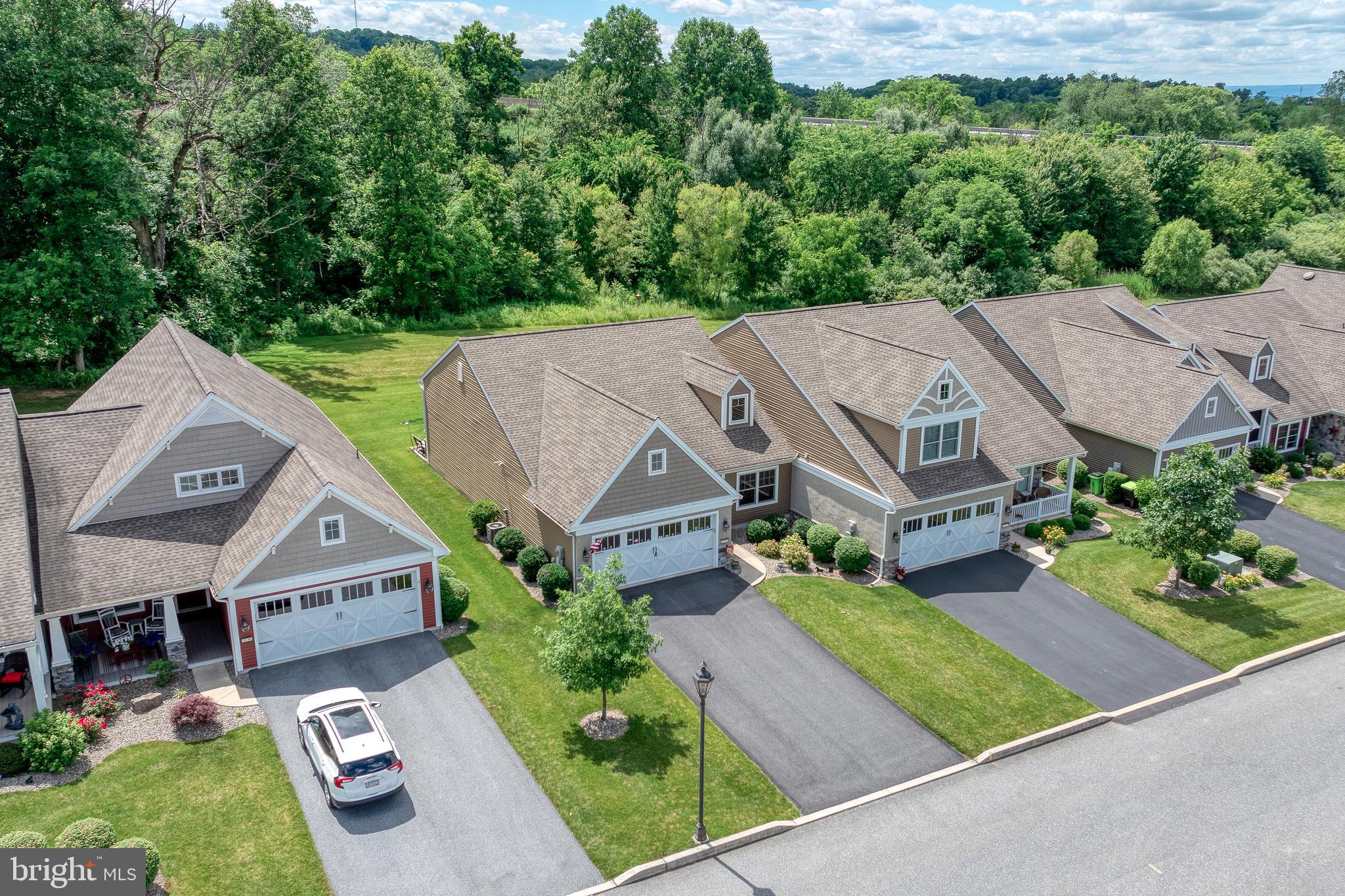 1128 Alden Way