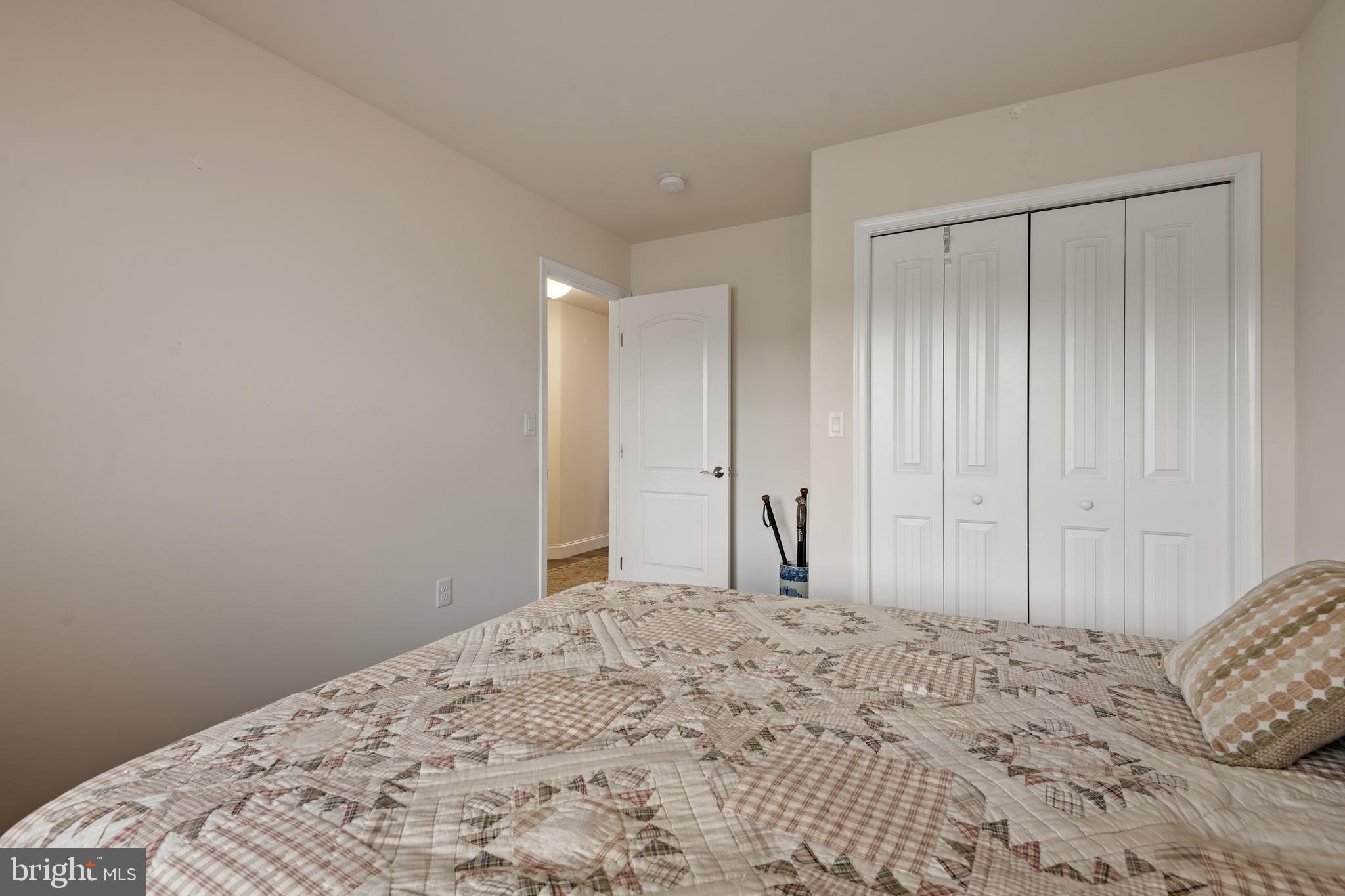1128 Alden Way