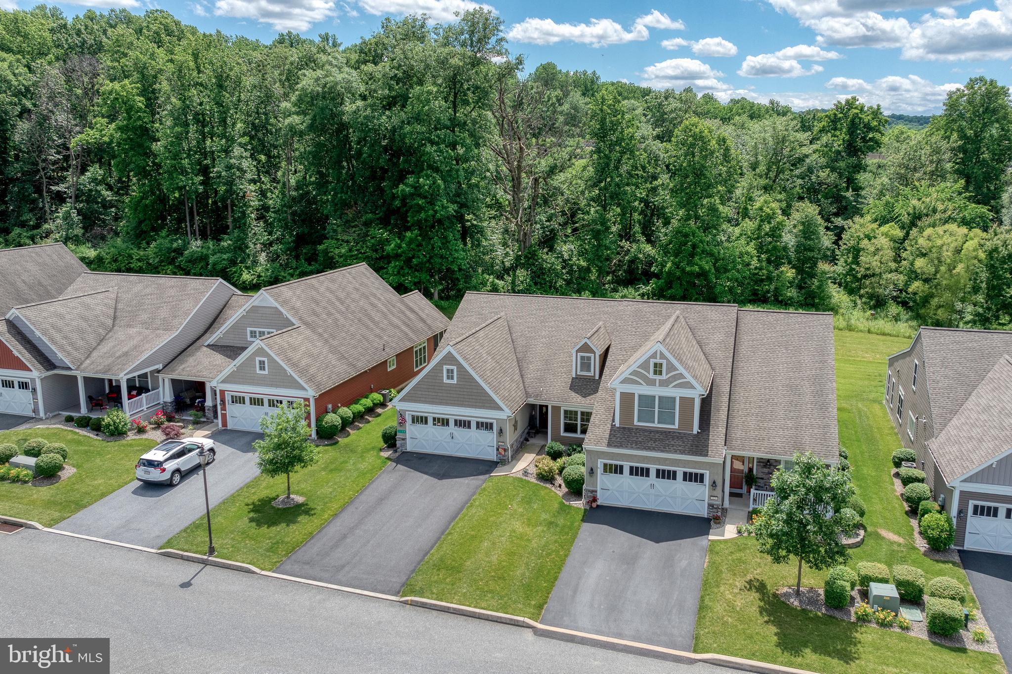 1128 Alden Way