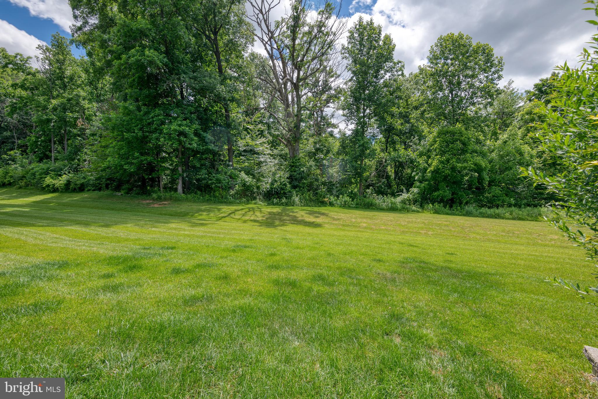 1128 Alden Way