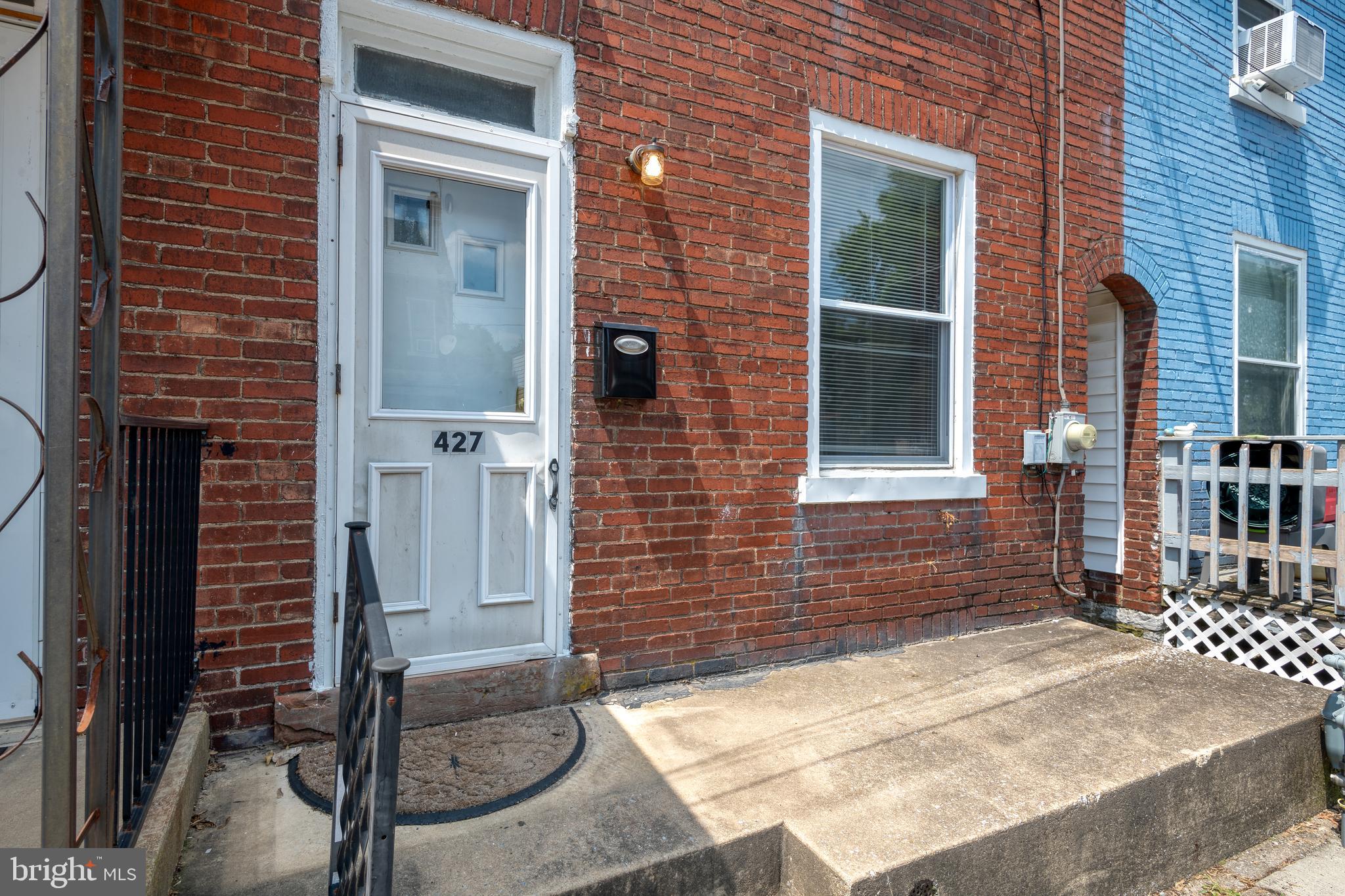 427 N 6th Ave