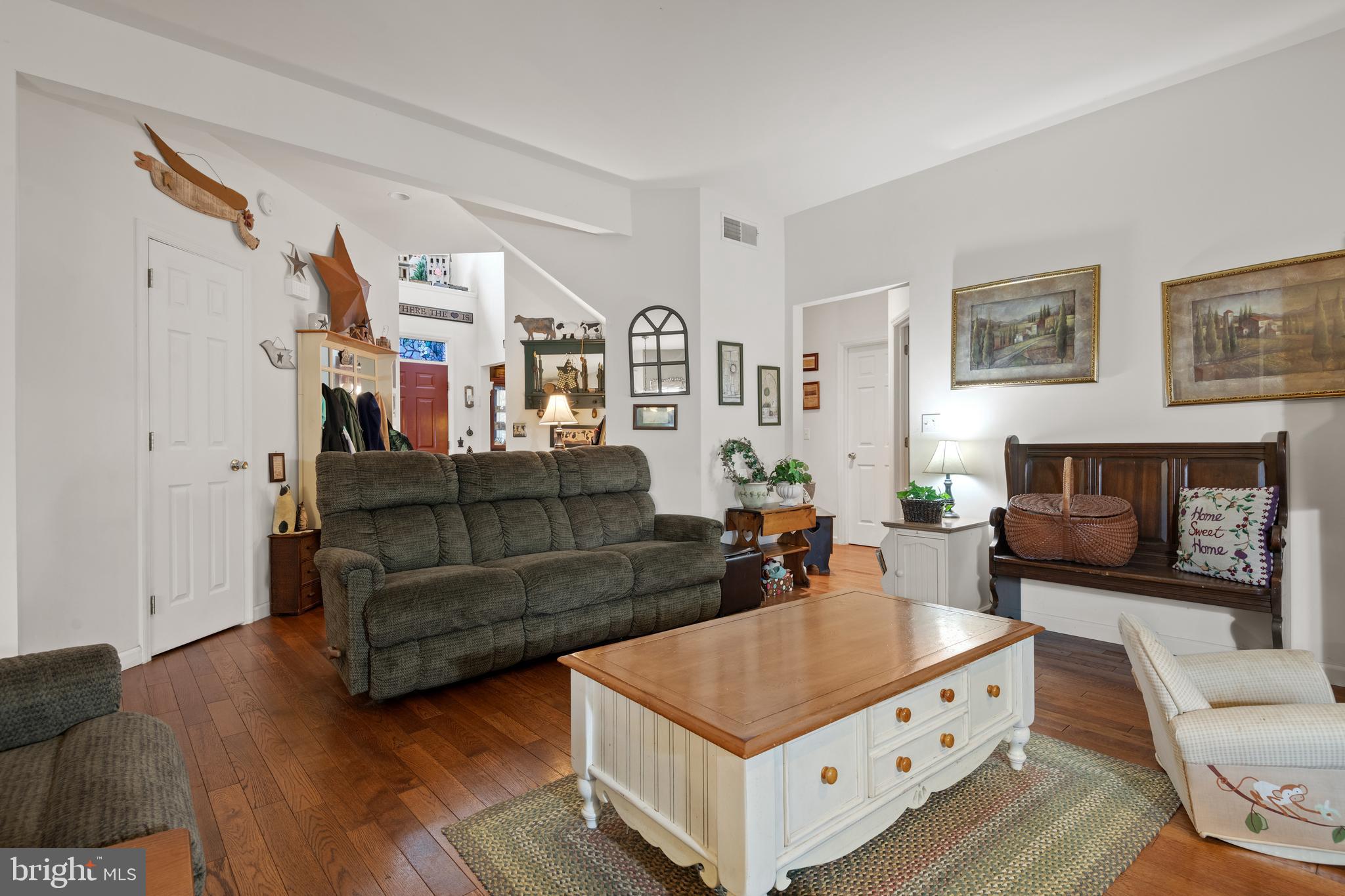 829 Victoria Ln