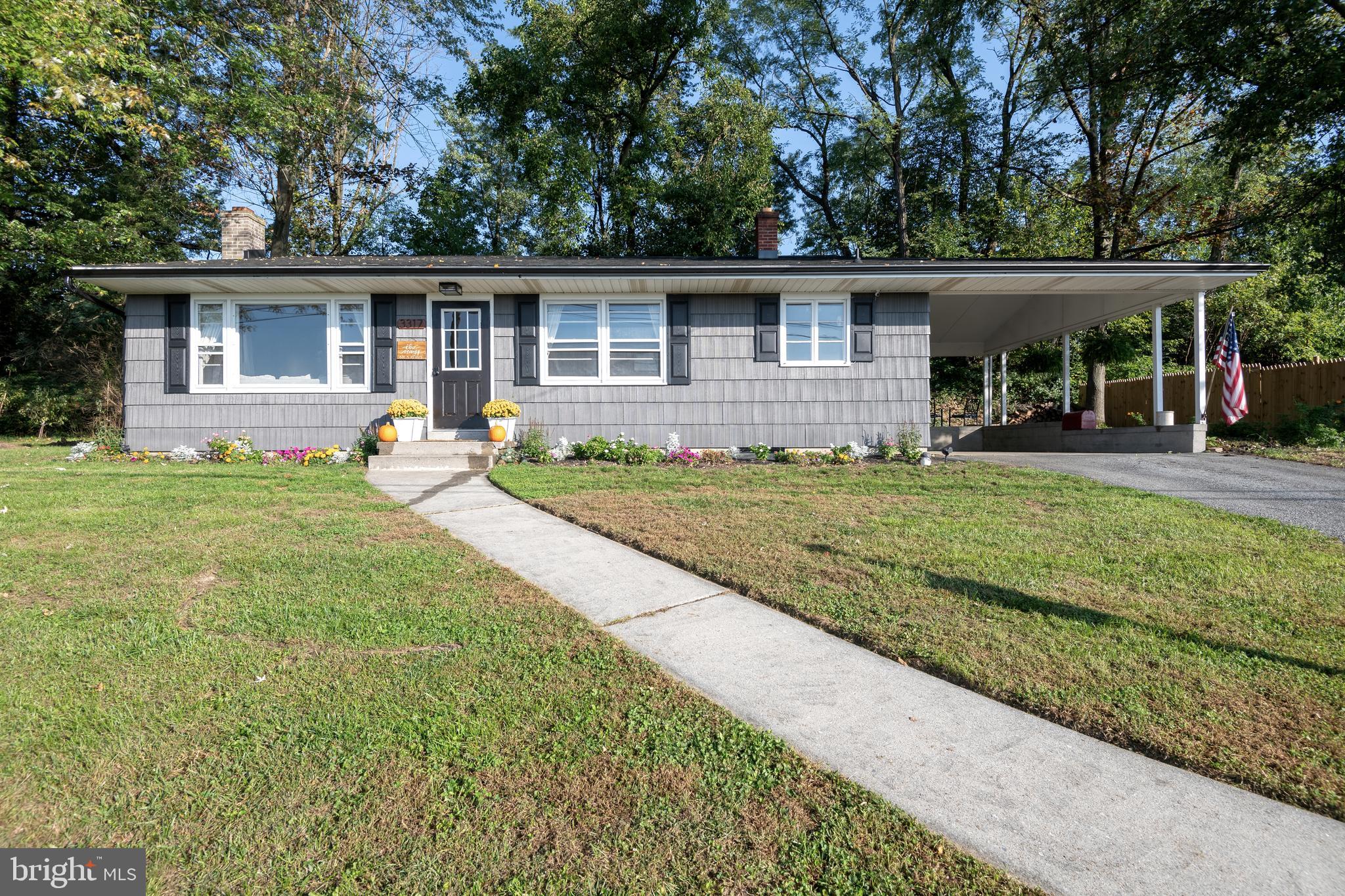 3317 Hillside Dr