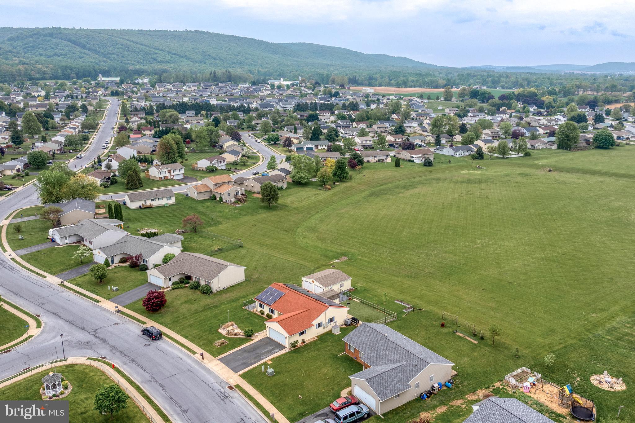 6 Village Dr