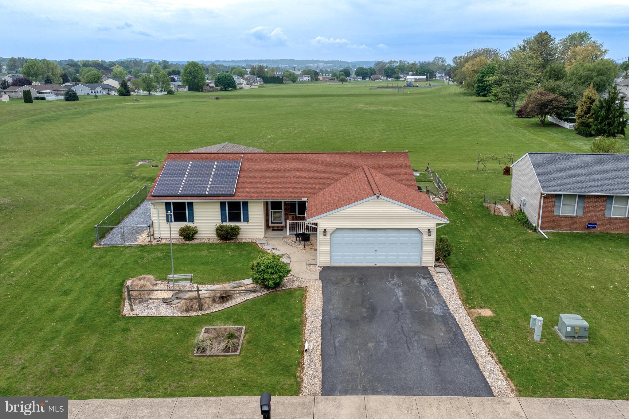 6 Village Dr
