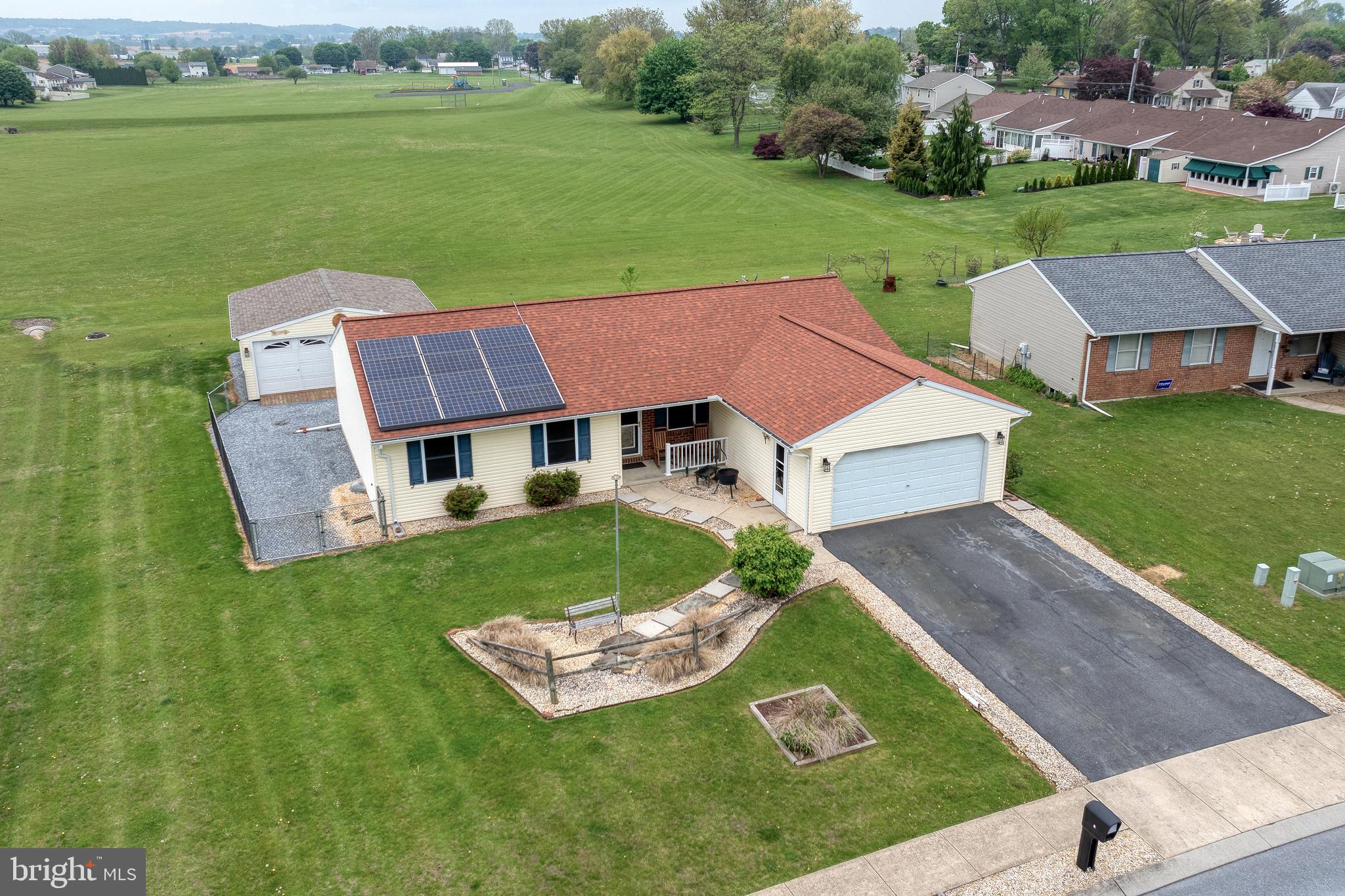 6 Village Dr