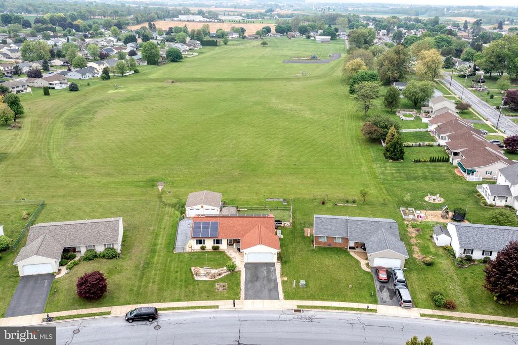 6 Village Dr