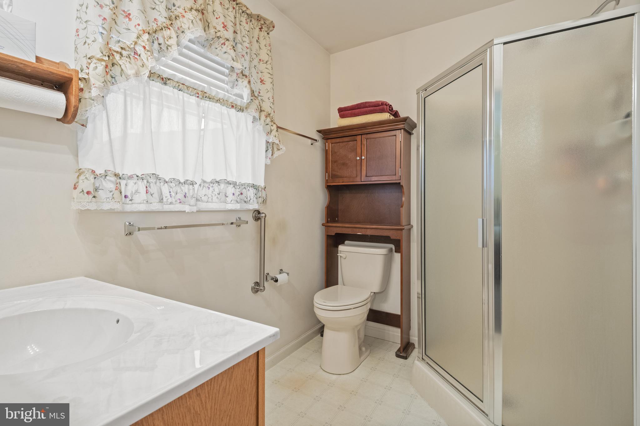 6 Village Dr