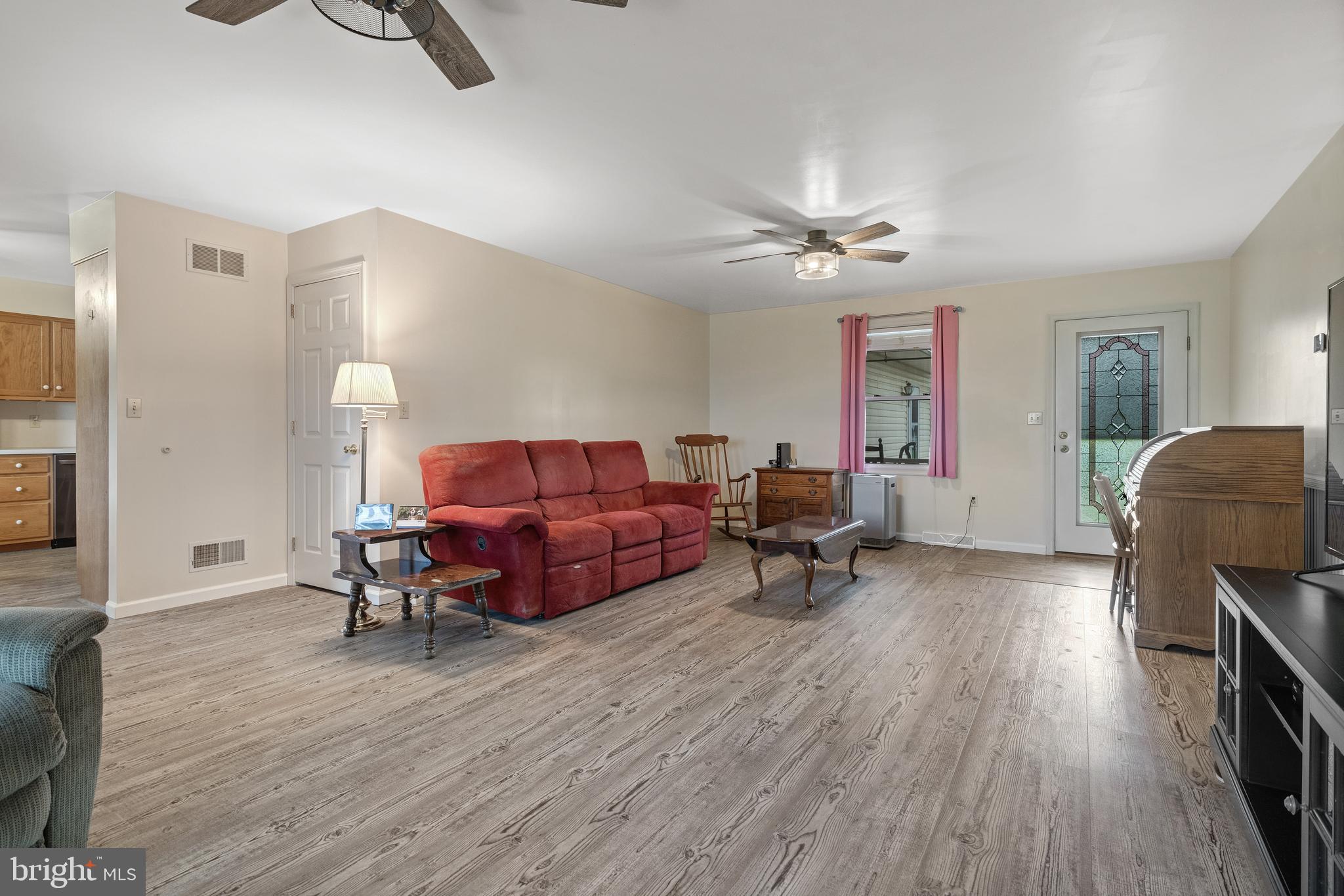 6 Village Dr