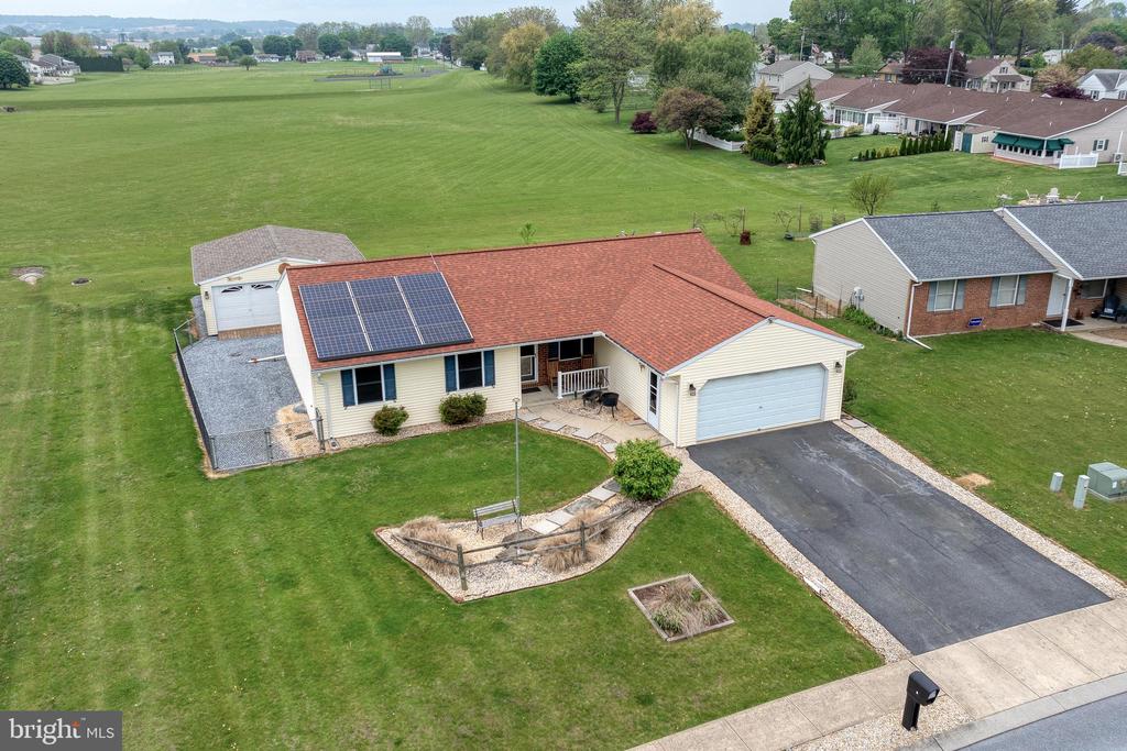 6 Village Dr