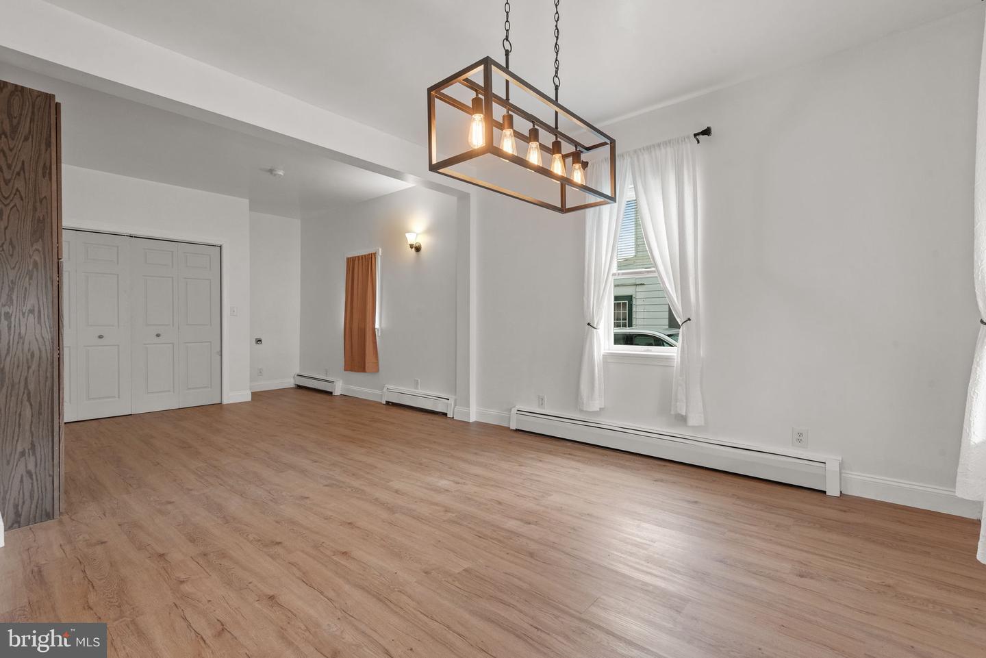 538 W Main Ave
