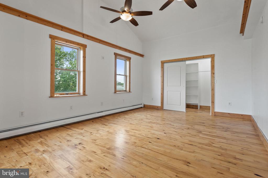 538 W Main Ave