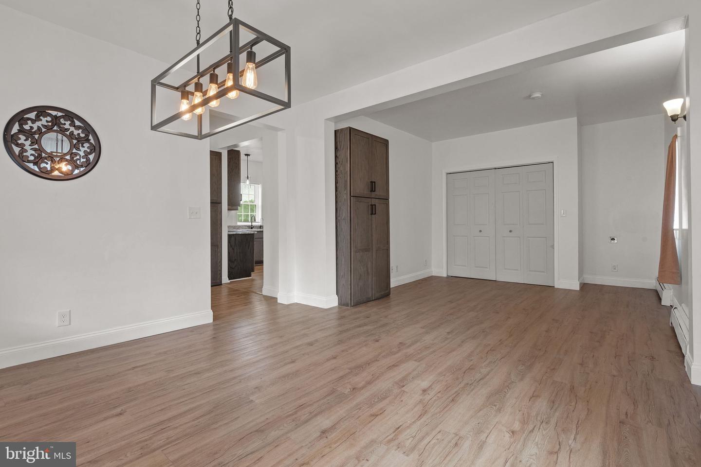 538 W Main Ave