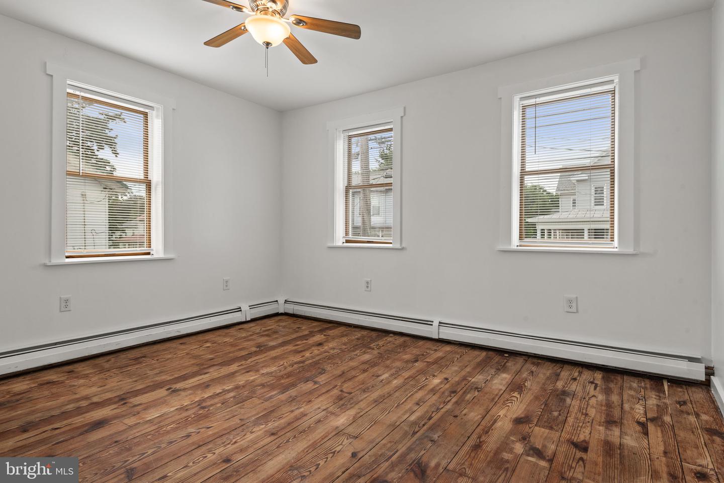 538 W Main Ave