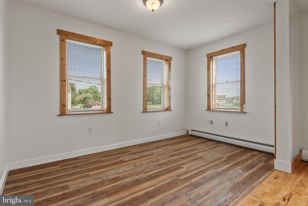 538 W Main Ave