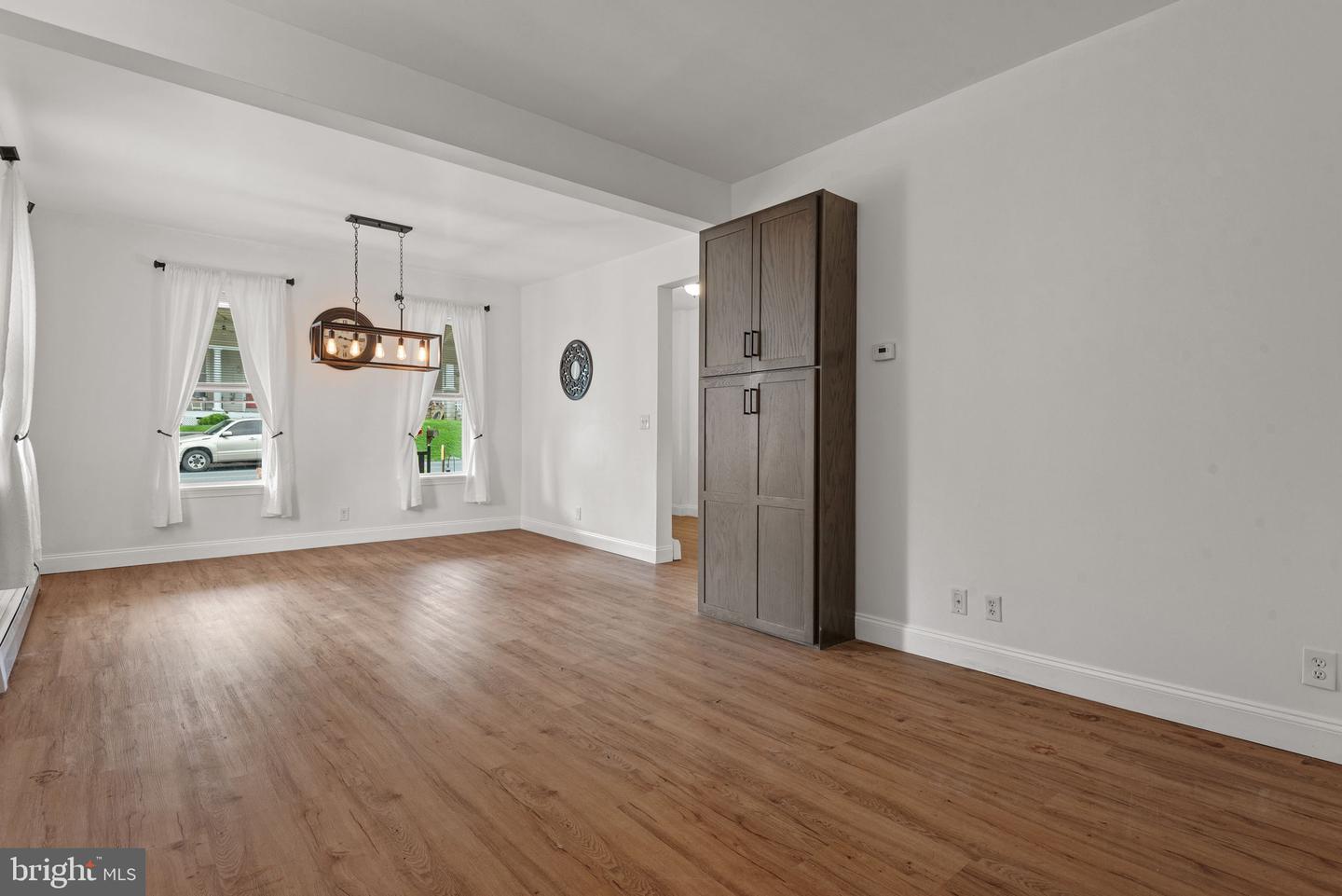 538 W Main Ave