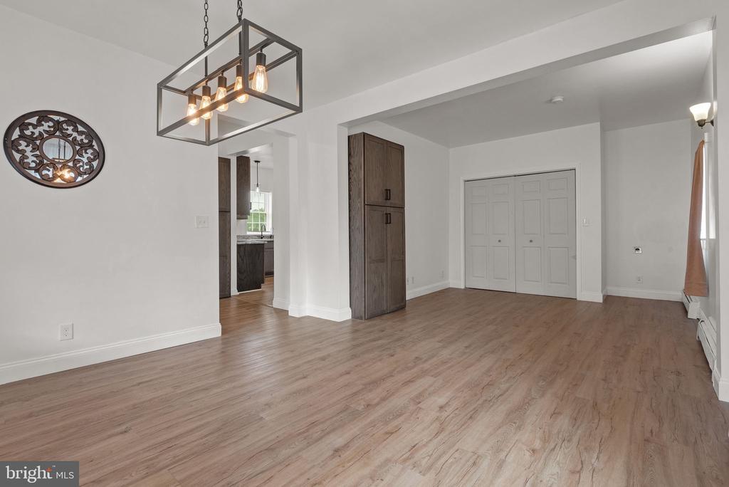 538 W Main Ave