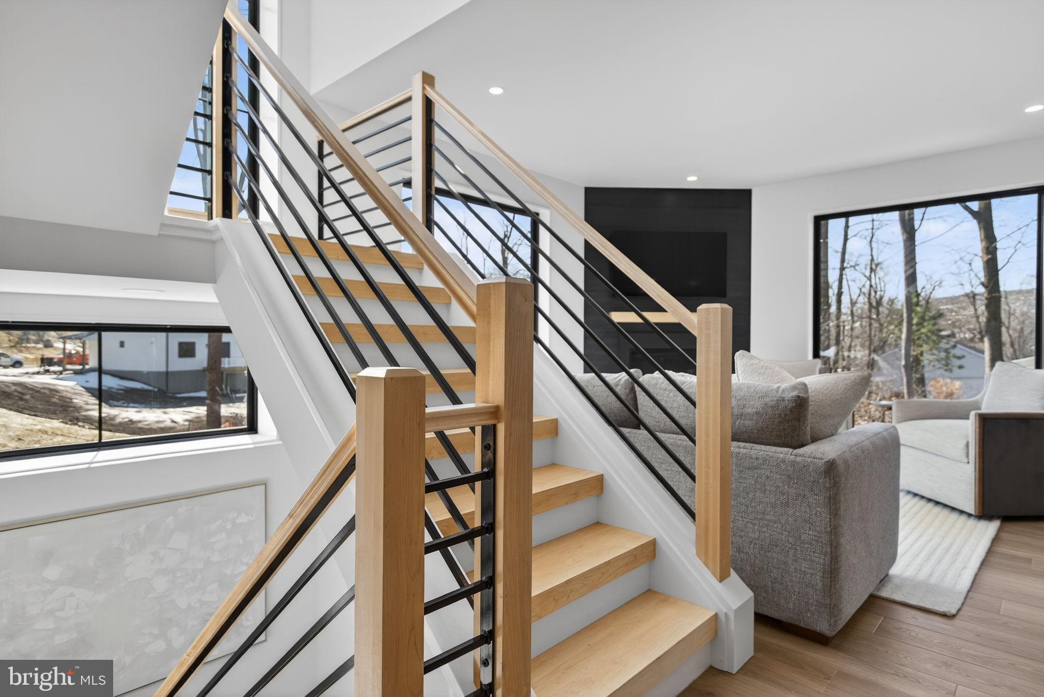 Anvil Model LOT #9 CONVEYOR DR