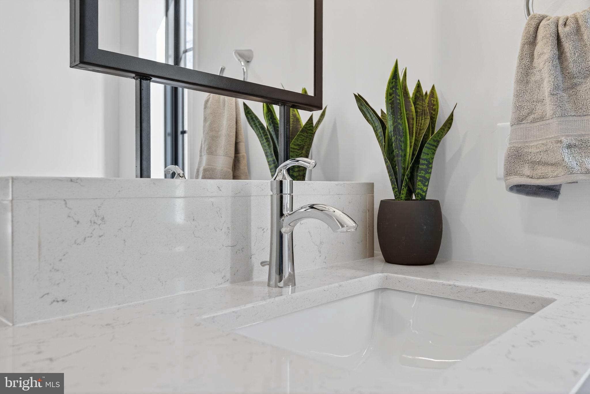 Anvil Model LOT #4 CONVEYOR DR