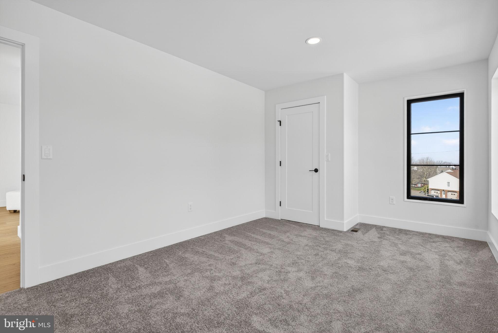 Anvil Model LOT #4 CONVEYOR DR