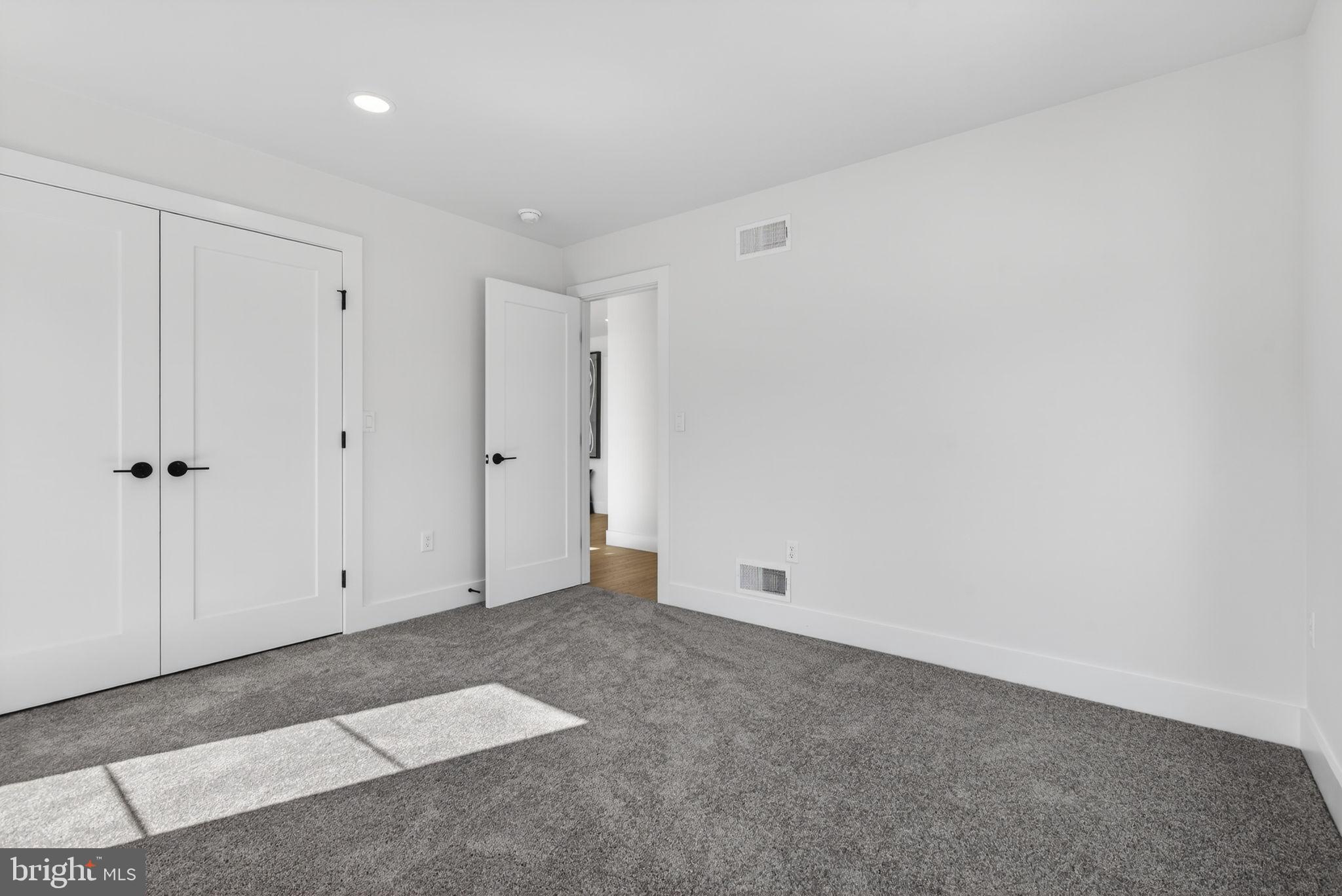 Anvil Model LOT #4 CONVEYOR DR