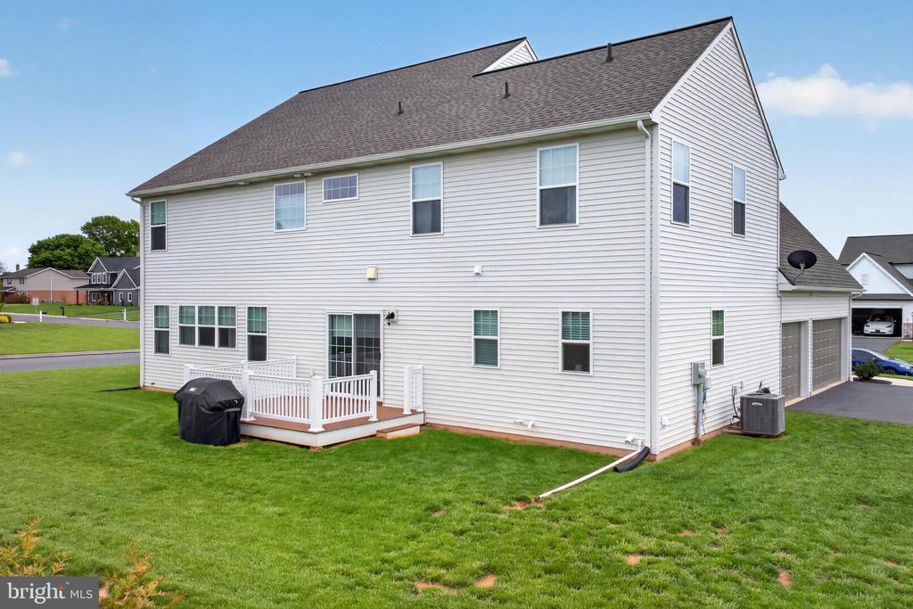 49 MONTICELLO DRIVE