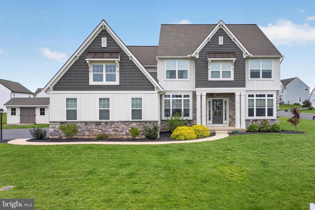 49 MONTICELLO DRIVE