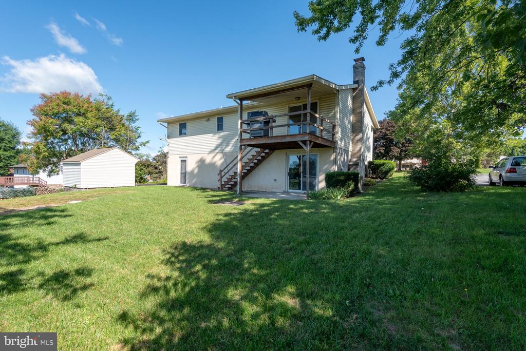 403 BIRCH LN