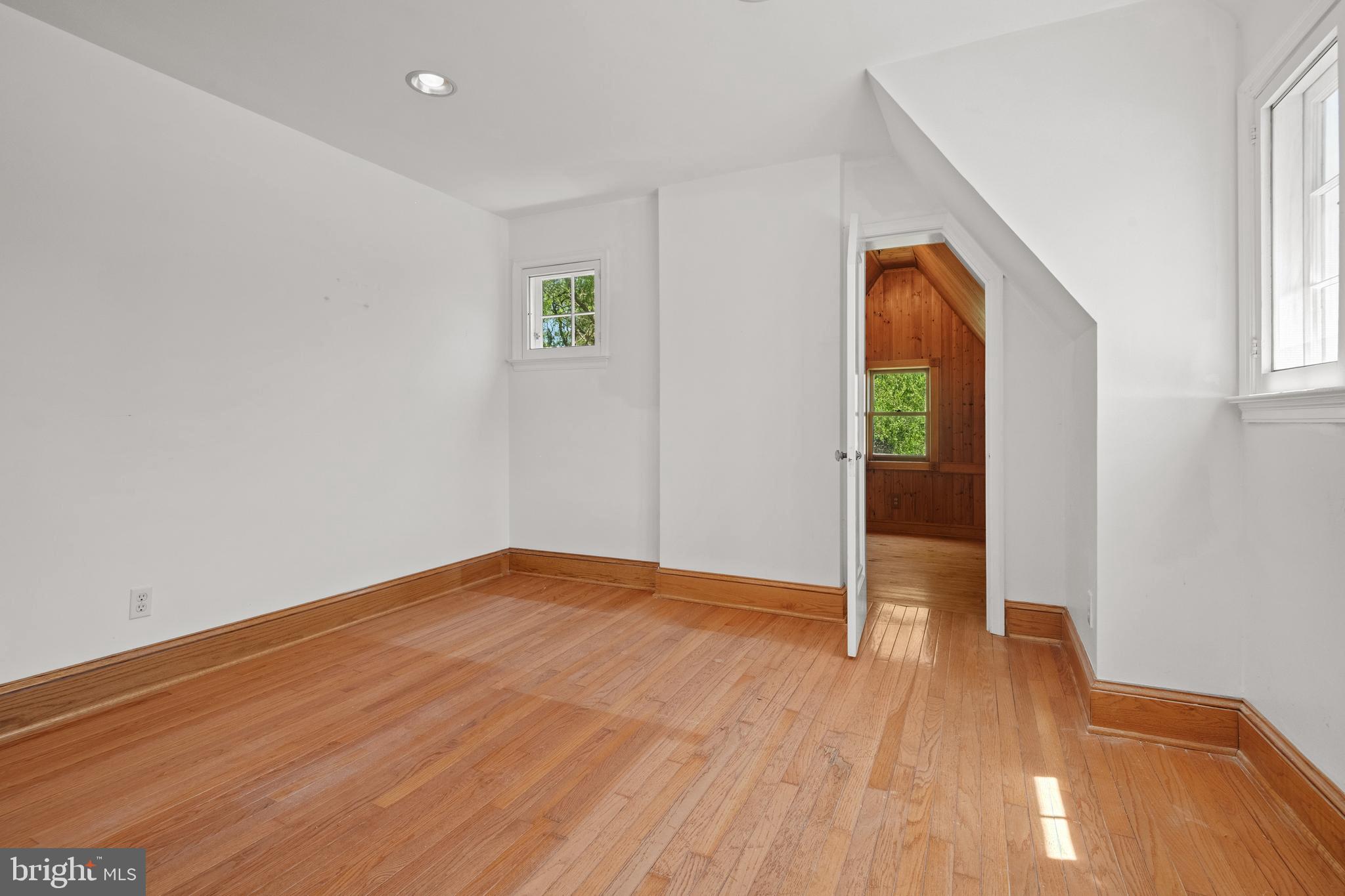 2303 E Philadelphia St