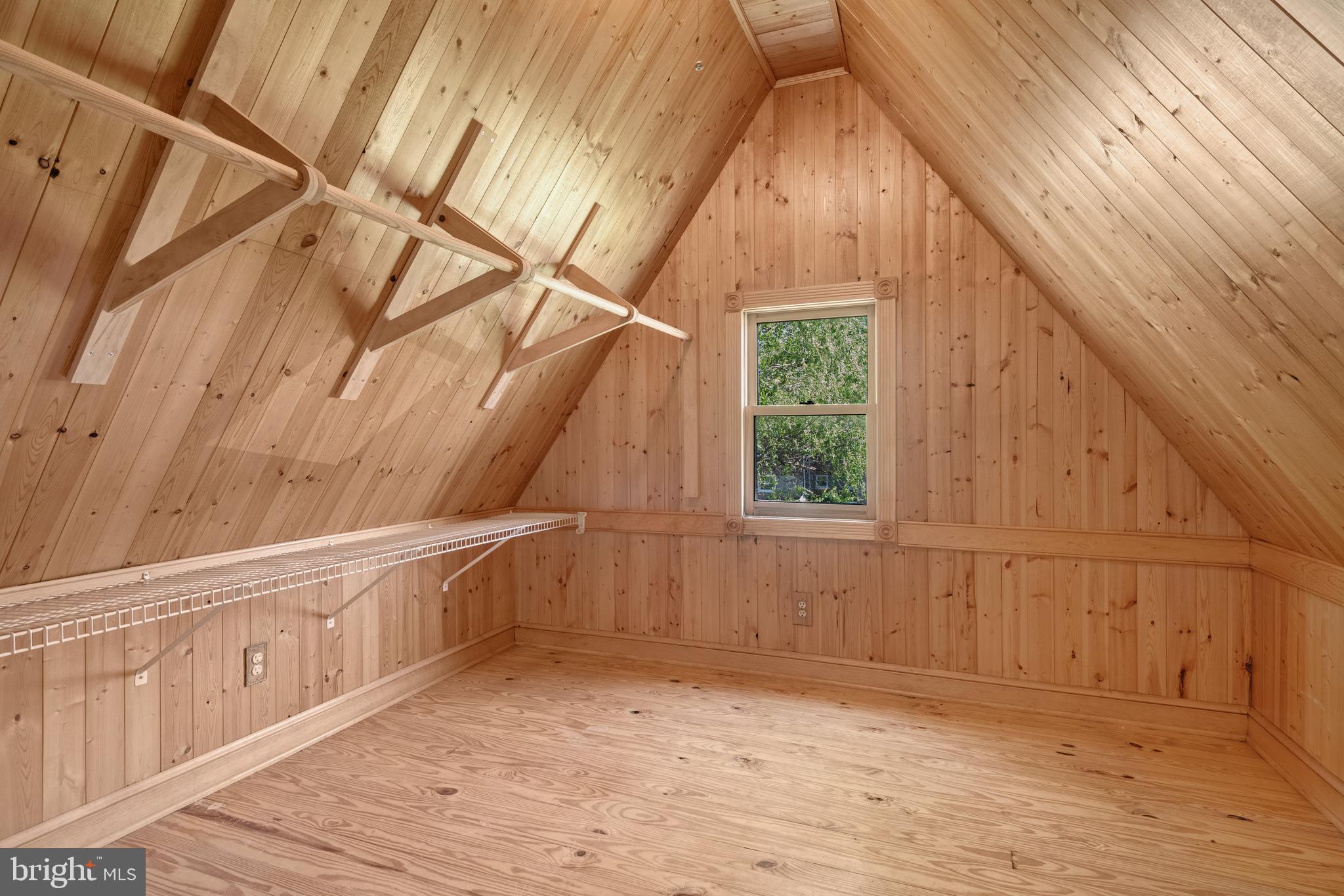 2303 E Philadelphia St