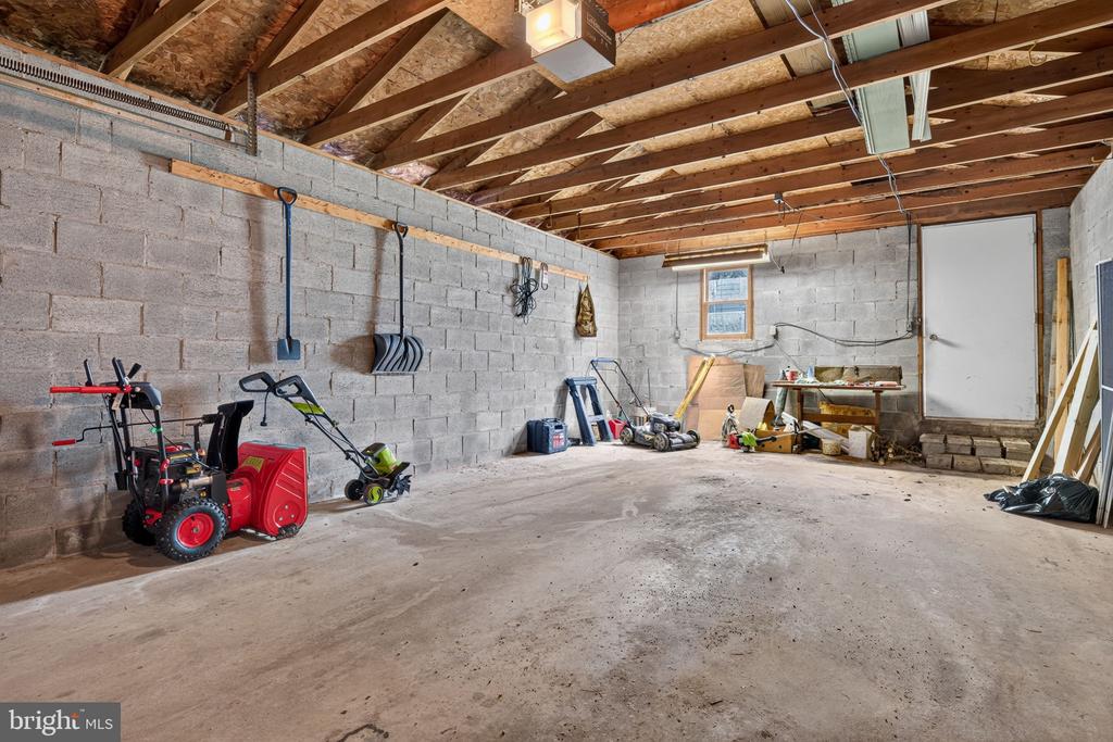122 N FRANKLIN STREET