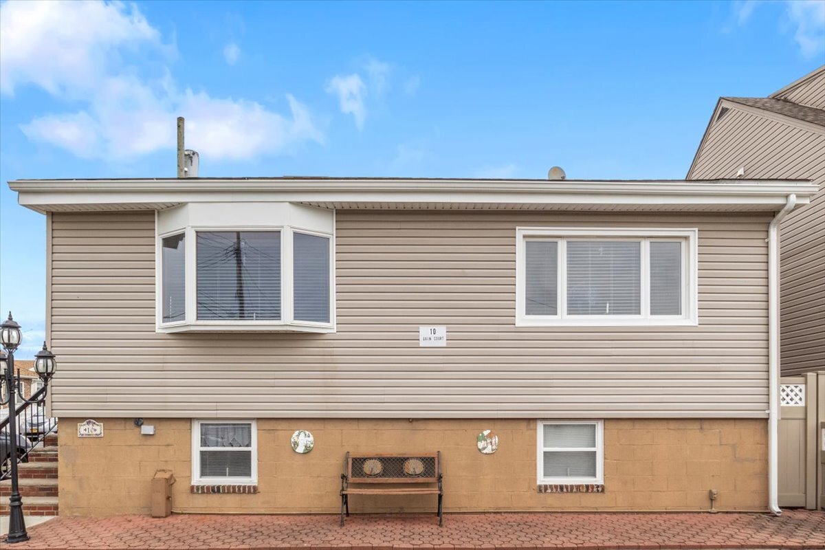 10 GAIN Court