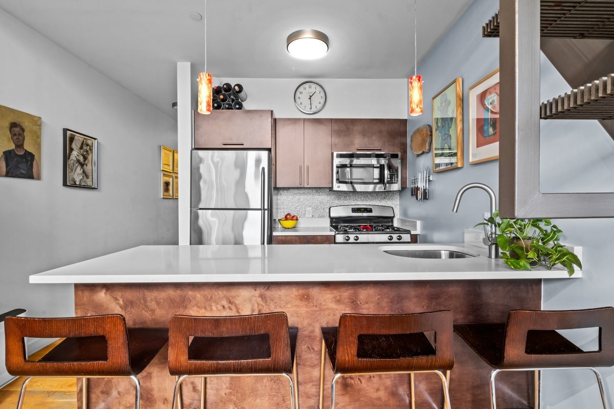 159 IRVING Avenue 2B