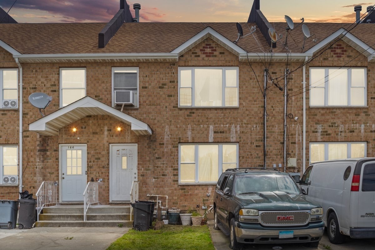 164 BEACH 30TH Street