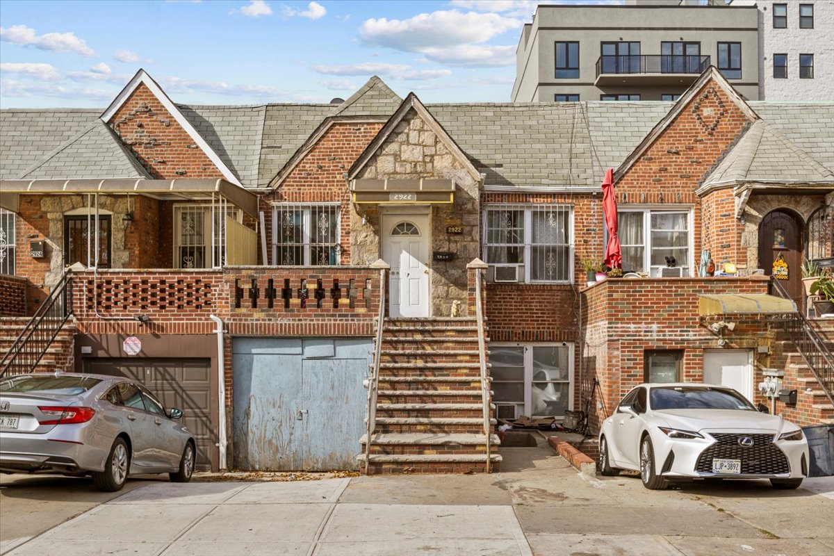 2922 BRIGHTON 12TH Street
