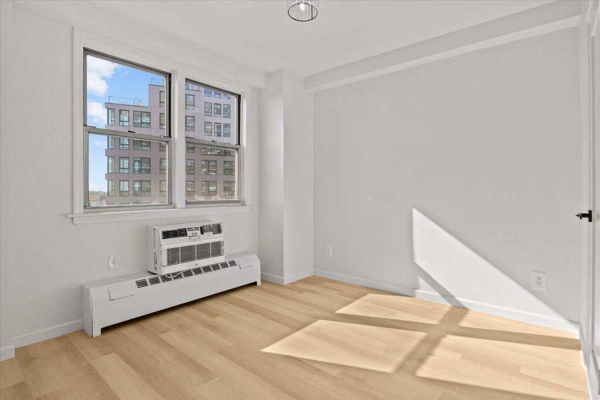 1655 FLATBUSH Avenue A1004