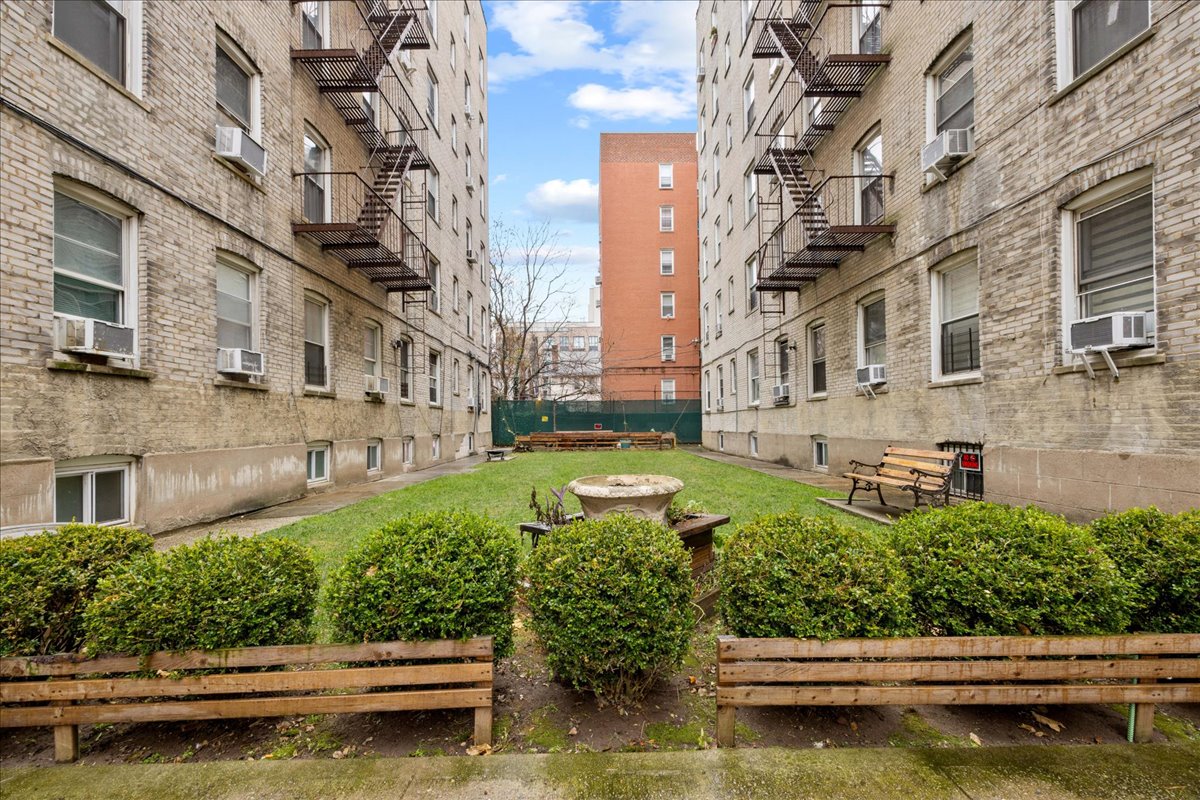 763 OCEAN Parkway 4J