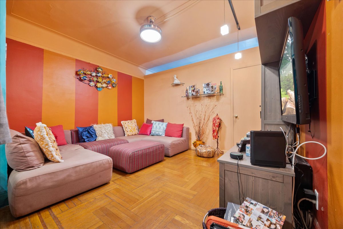 763 OCEAN Parkway 4J