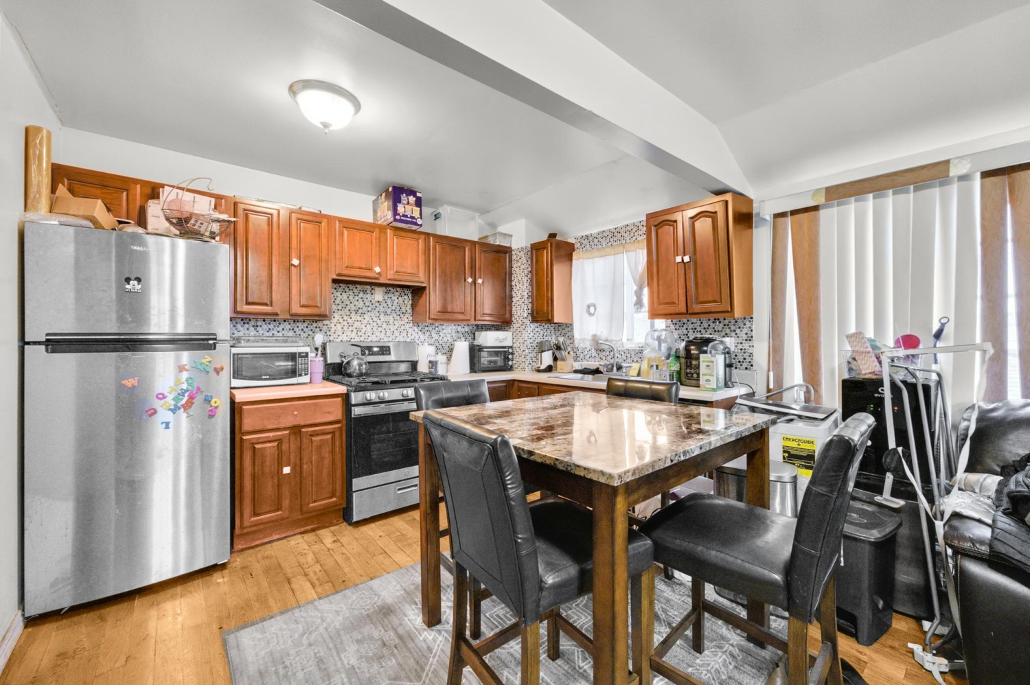 1496 E 95TH Street