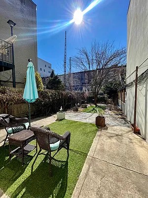 116 1ST Place GARDEN