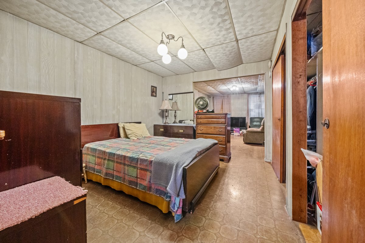 216 UNION Street HOUSE