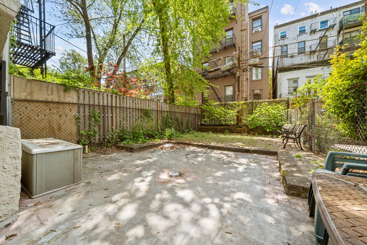 216 UNION Street HOUSE