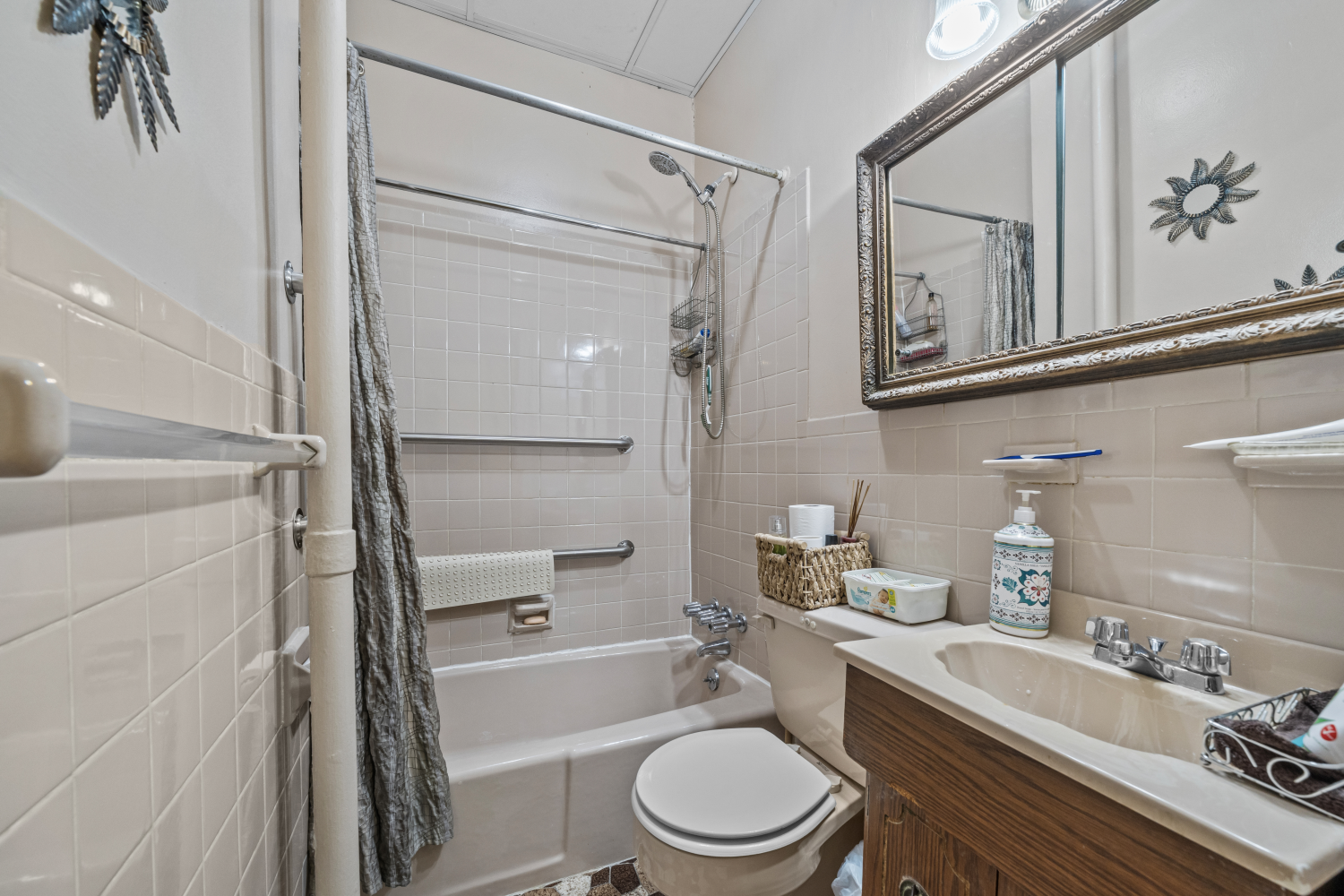 216 UNION Street HOUSE